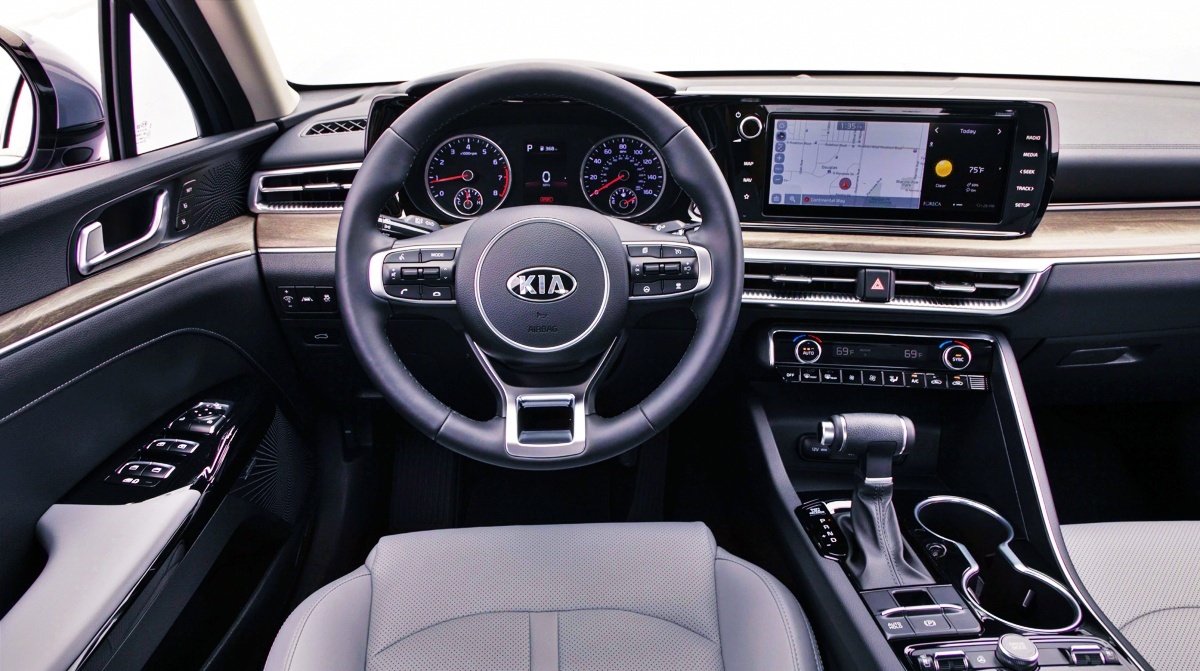 2021 KIA Optima K5 Interior